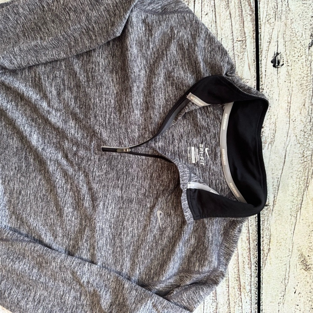 Nike Dri-FIT Running Element 1/2 Zip Pullover XXL‎ Gray Thumbhole Athletic Top - Picture 11 of 12